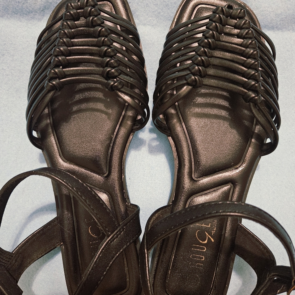 Rouge Helium Black Woven Strappy Gladiator Flat Caged Ankle Sandals W's Sz 7.5
